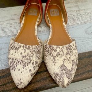 Dolce Vita Dorsay snakeskin flats size 8